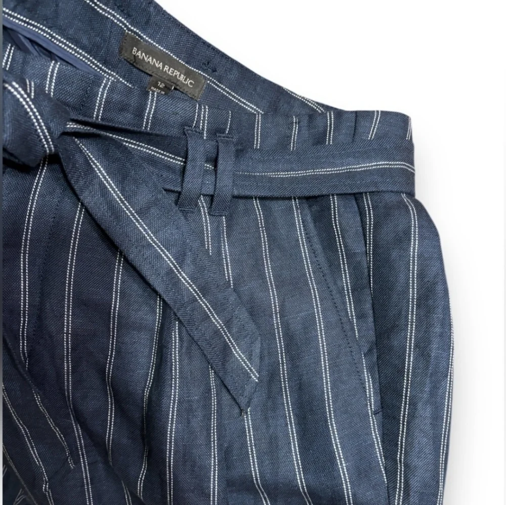 BANANA REPUBLIC Navy Striped Linen Blend Cropped Trousers Paper Bag Waist